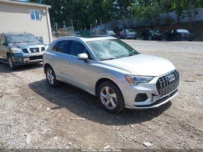WA1AECF38K1****** 2019 Audi Q3