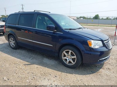 2016 Chrysler Town & Country