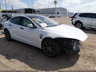 5YJSA1E51NF****** 2022 Tesla Model S
