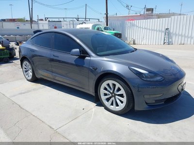 5YJ3E1EA8NF****** 2022 Tesla Model 3