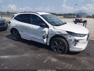 1FMCU0MN2PU****** 2023 Ford Escape