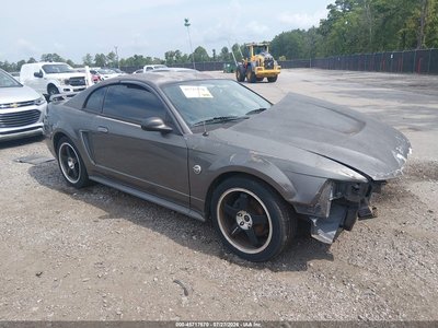 2004 Ford Mustang