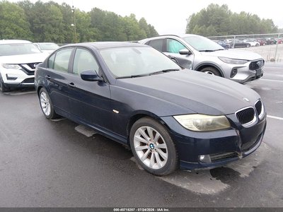 WBAPH5G58AN****** 2010 BMW 3 Series
