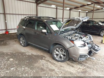 JF2SJAWC8JH****** 2018 Subaru Forester