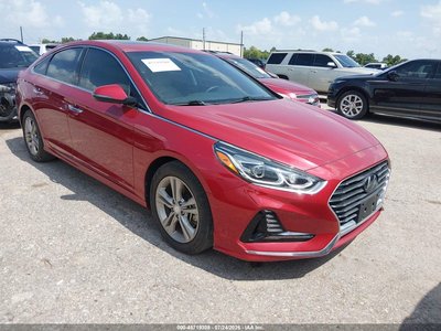 5NPE34AF0JH****** Salvage and Wrecked 2018 Hyundai Sonata in Houston