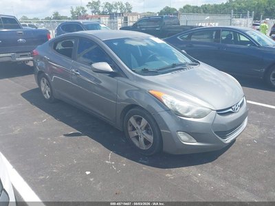 5NPDH4AE6DH****** 2013 Hyundai Elantra