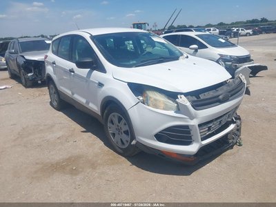 1FMCU0F7XGU****** 2016 Ford Escape