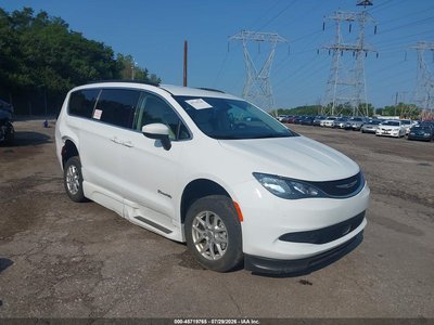 2021 Chrysler Voyager