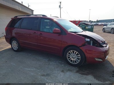 5TDYK4CC2AS****** 2010 Toyota Sienna