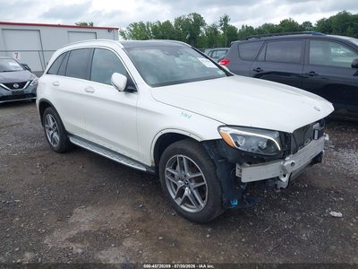 WDC0G4KB8HF****** 2017 Mercedes-Benz Glc 300