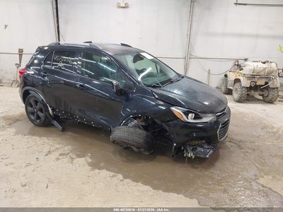 KL7CJRSB1JB****** 2018 Chevrolet Trax