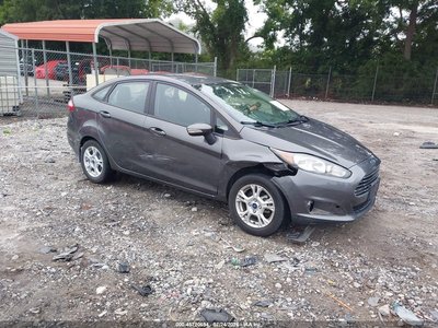 3FADP4BJ7FM****** 2015 Ford Fiesta