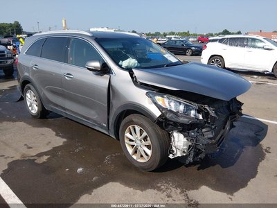 5XYPGDA57GG****** 2016 Kia Sorento