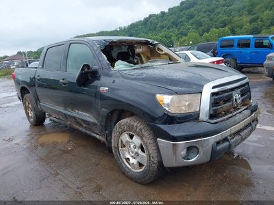 5TFDY5F18CX****** 2012 Toyota Tundra