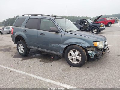 1FMCU0D70BK****** 2011 Ford Escape