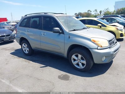 2005 Toyota RAV4