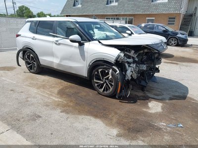 JA4J4UA83NZ****** 2022 Mitsubishi Outlander