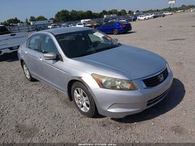 1HGCP26418A****** 2008 Honda Accord