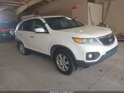 5XYKT3A16BG****** 2011 Kia Sorento
