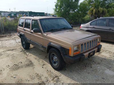 1J4FF48S6YL****** 2000 Jeep Cherokee