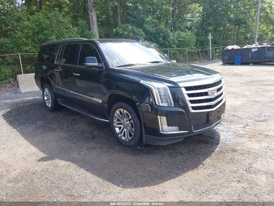 1GYS4GKJ2KR****** 2019 Cadillac Escalade ESV