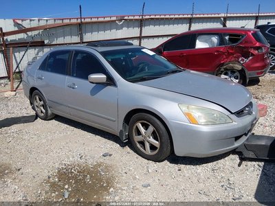 1HGCM566X4A****** 2004 Honda Accord