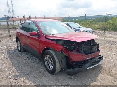 1FMCU9G63LU****** 2020 Ford Escape
