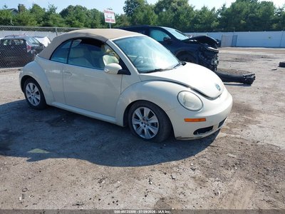 3VWPF31Y88M****** 2008 Volkswagen New Beetle