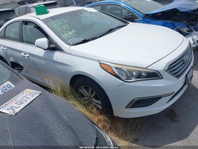 5NPE24AA7HH****** 2017 Hyundai Sonata