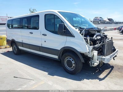 1FBZX2ZM5HK****** 2017 Ford Transit