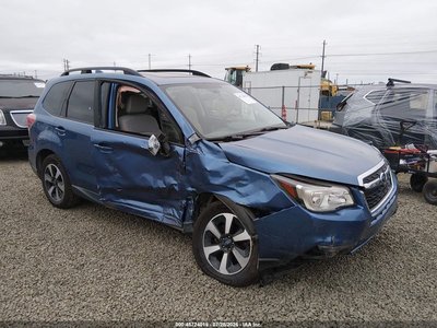 JF2SJAGC5HH****** 2017 Subaru Forester
