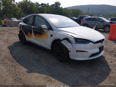 7SAXCBE69RF****** 2024 Tesla Model X