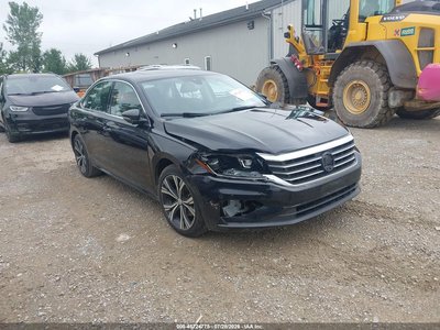 1VWSA7A32MC****** 2021 Volkswagen Passat