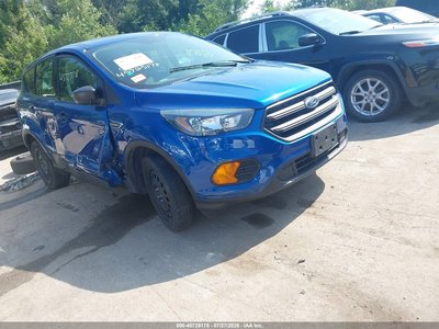 1FMCU0F76JU****** 2018 Ford Escape