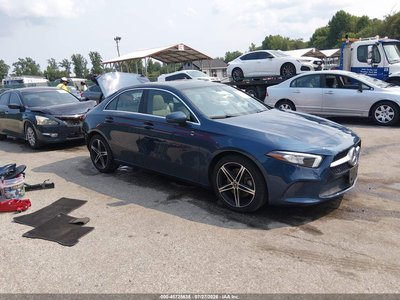 W1K3G4EB3NJ****** 2022 Mercedes-Benz A-Class