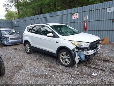 1FMCU9HD5JU****** 2018 Ford Escape