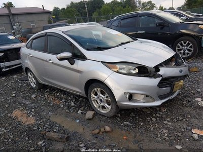 3FADP4BJ8FM****** 2015 Ford Fiesta