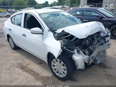 3N1CN7AP8GL****** 2016 Nissan Versa