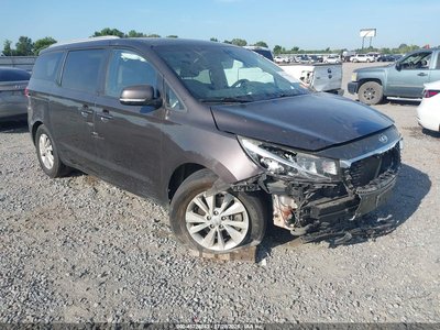 KNDMB5C13G6****** 2016 Kia Sedona