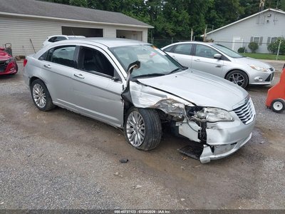 1C3CCBCB1CN****** 2012 Chrysler 200