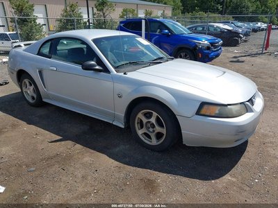 2004 Ford Mustang