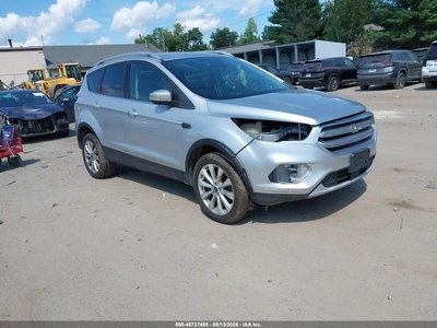 1FMCU9J9XJU****** 2018 Ford Escape