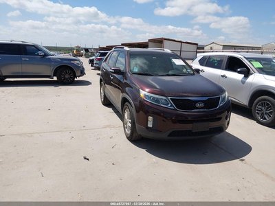 5XYKT3A67FG****** 2015 Kia Sorento