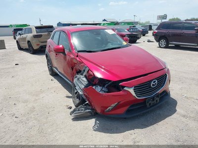 JM1DKFD76J0****** 2018 Mazda CX-3