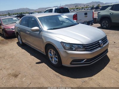 2016 Volkswagen Passat