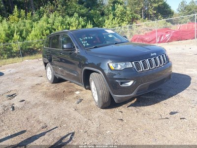 1C4RJEAG9JC****** 2018 Jeep Grand Cherokee