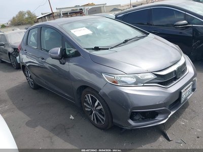 3HGGK5H88JM****** 2018 Honda Fit