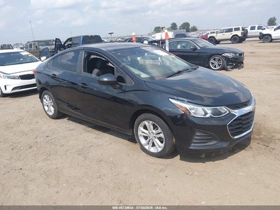 1G1BC5SM0K7****** 2019 Chevrolet Cruze