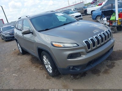 1C4PJLCB4GW****** 2016 Jeep Cherokee