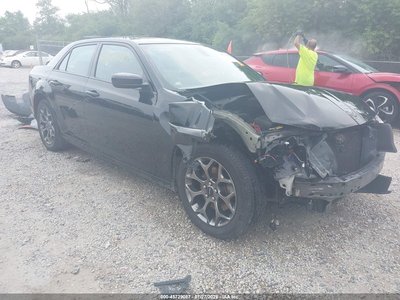 2016 Chrysler 300